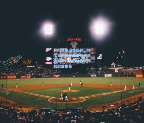 开云_贝尔纳韦深情回首，帕尔马新篇章源自信任马雷斯卡，巴萨价值观铸就职业根基