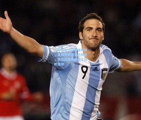 开云体育：战术镜像下的巅峰对决，曼城与利物浦的博弈，恍若红军与皇马之战的复刻