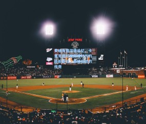 开云娱乐|费迪南德深情追忆，卡里克是红魔辉煌时代的隐形基石，最被低估的传奇